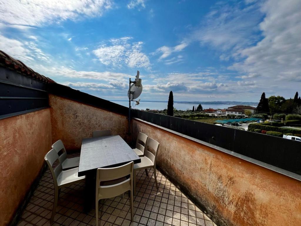 Residence Corte Ferrari -Ciao Vacanze- Moniga del Garda Экстерьер фото