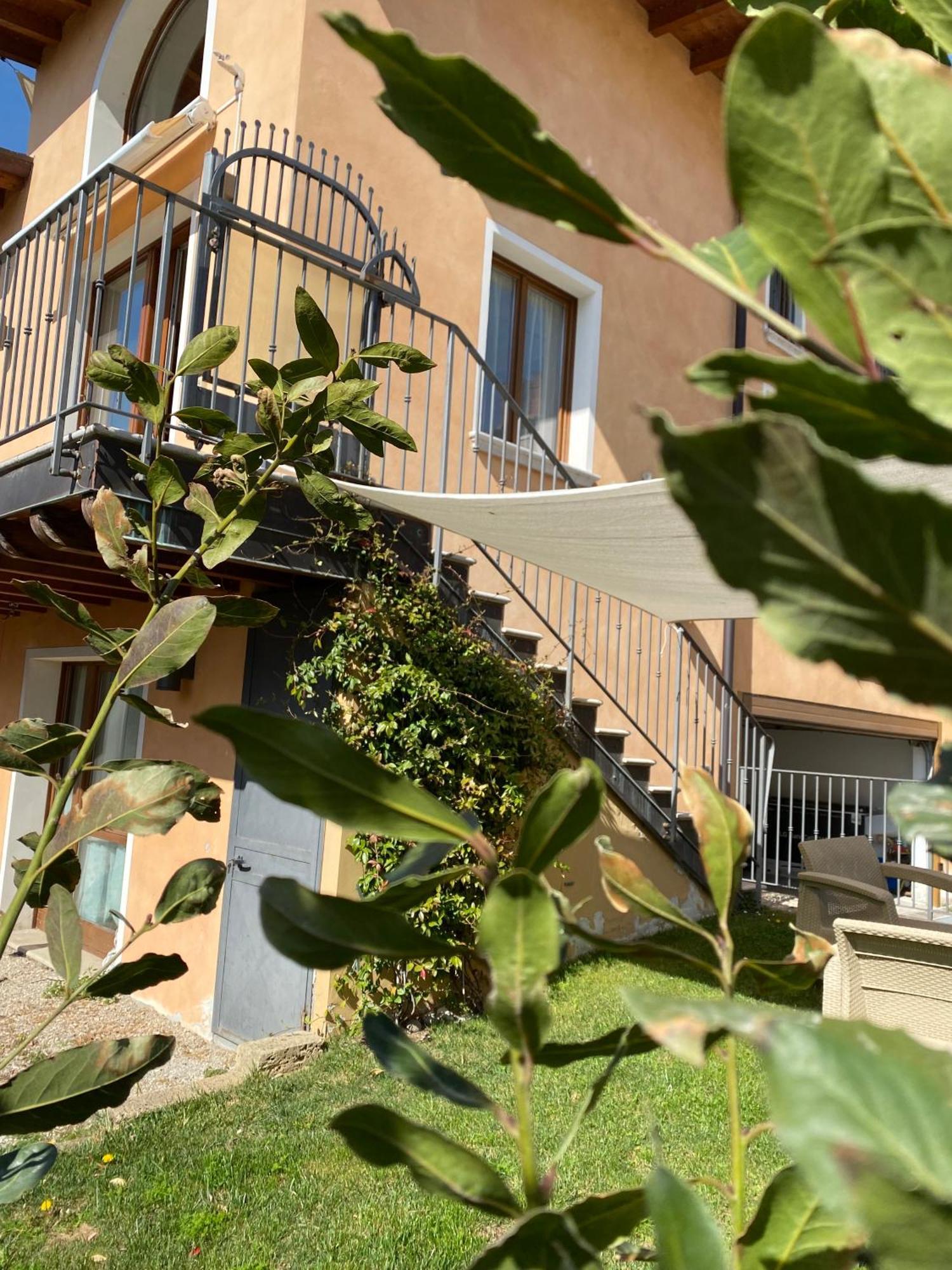 Residence Corte Ferrari -Ciao Vacanze- Moniga del Garda Номер фото