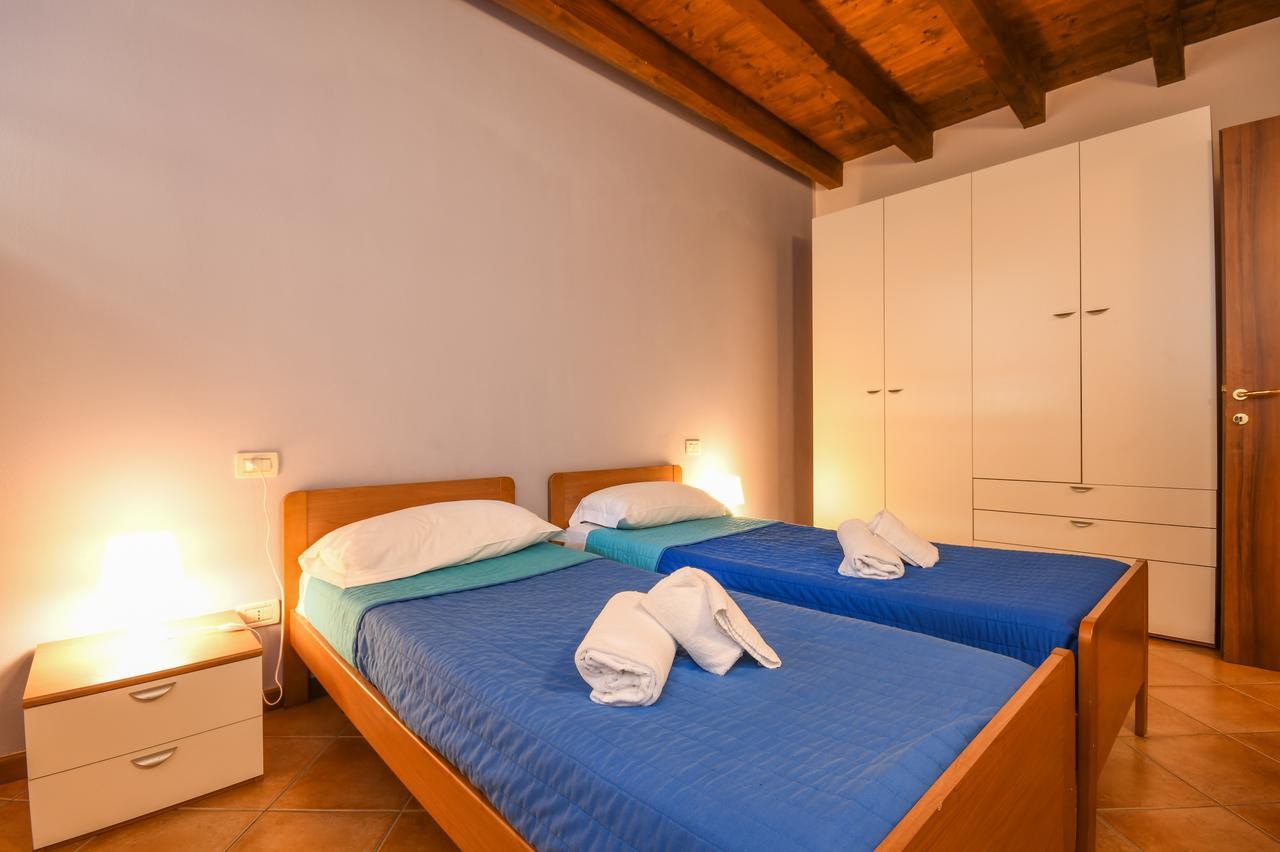 Residence Corte Ferrari -Ciao Vacanze- Moniga del Garda Экстерьер фото